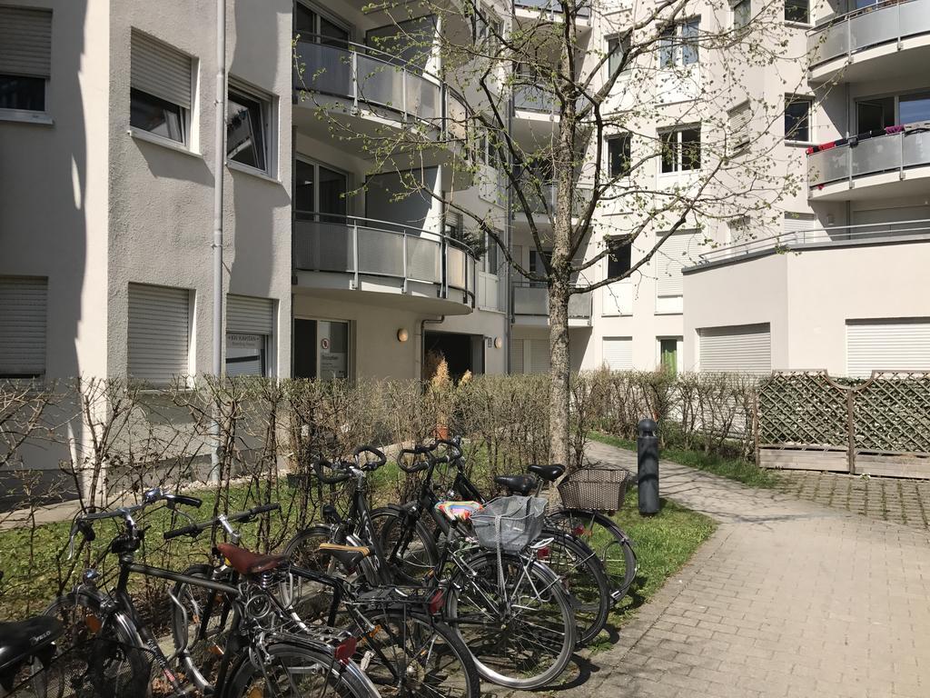 ミュンヘンKn Kahtan Boarding Houseアパートメント エクステリア 写真