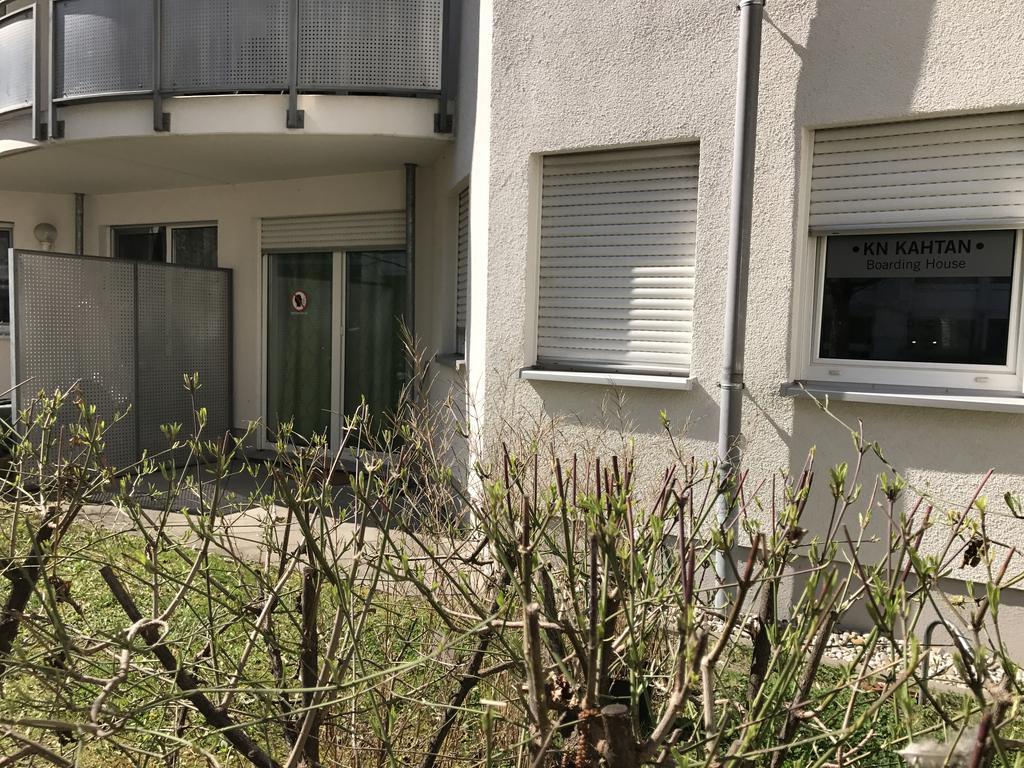 ミュンヘンKn Kahtan Boarding Houseアパートメント エクステリア 写真