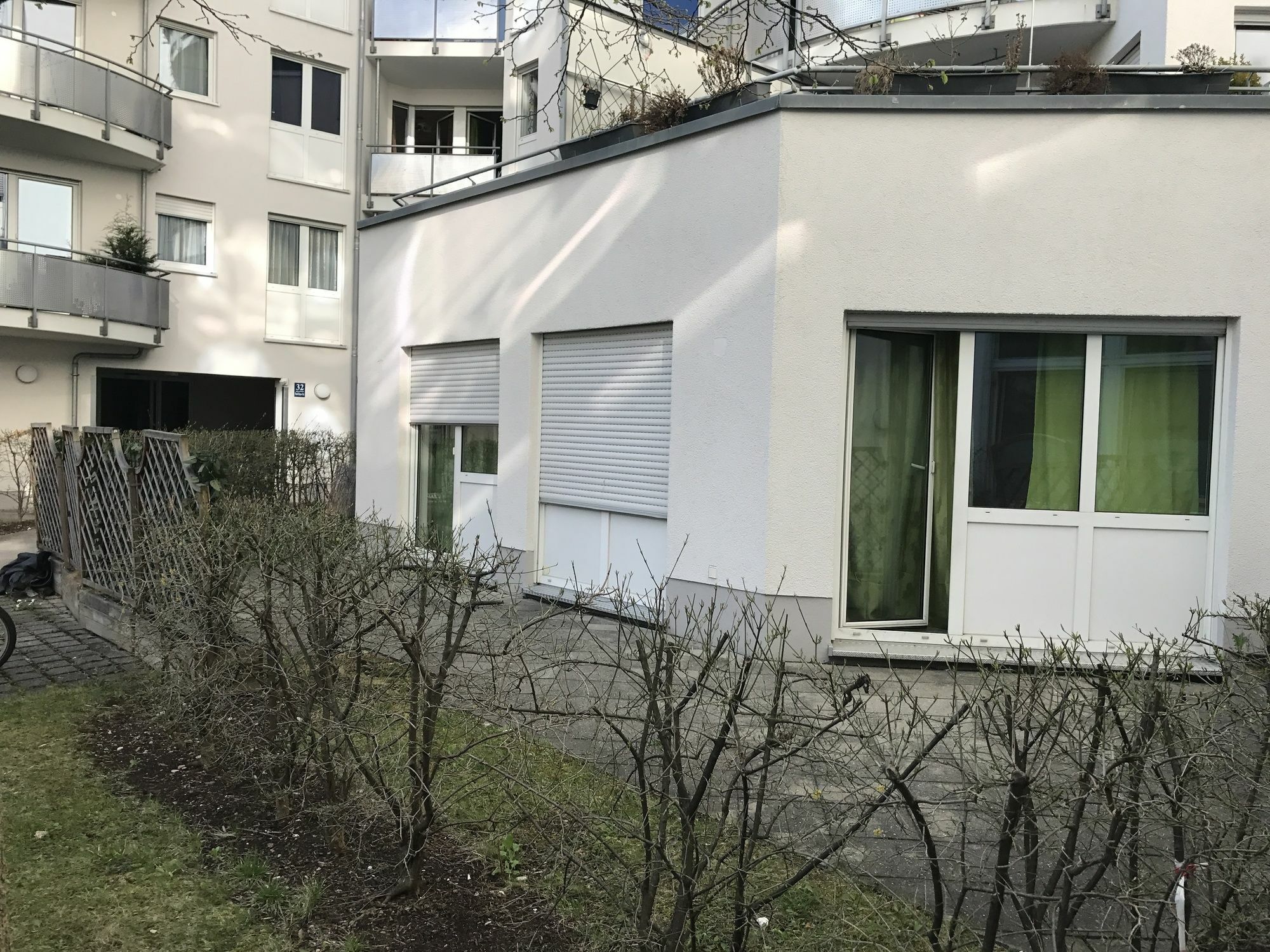 ミュンヘンKn Kahtan Boarding Houseアパートメント エクステリア 写真