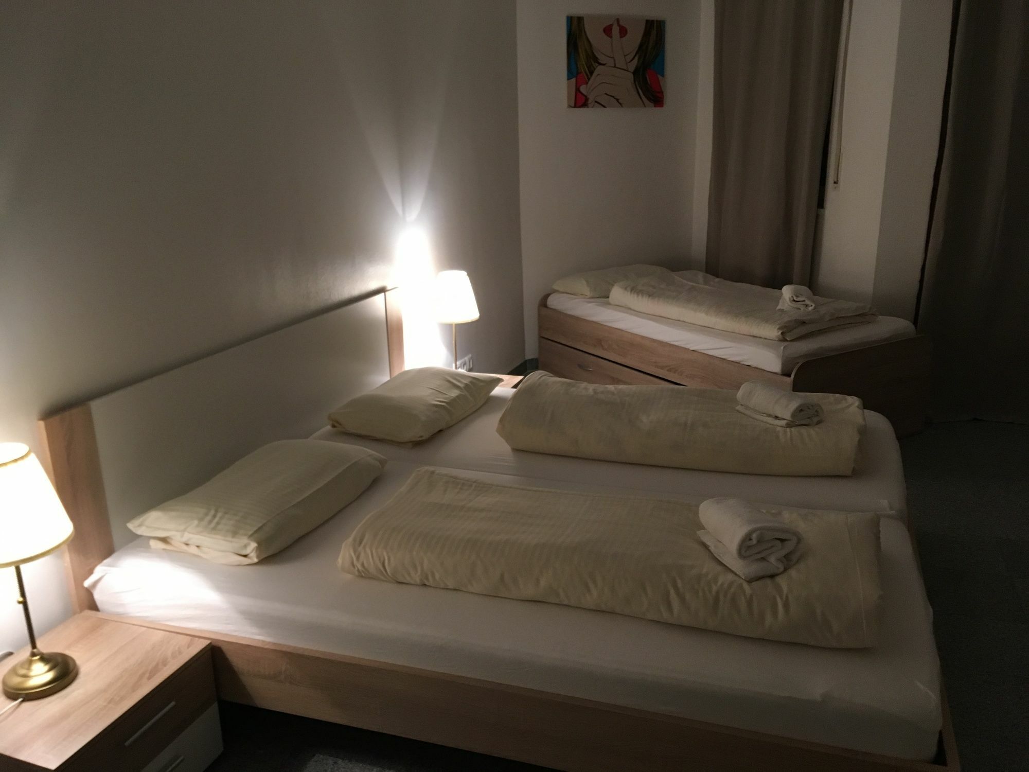 ミュンヘンKn Kahtan Boarding Houseアパートメント エクステリア 写真