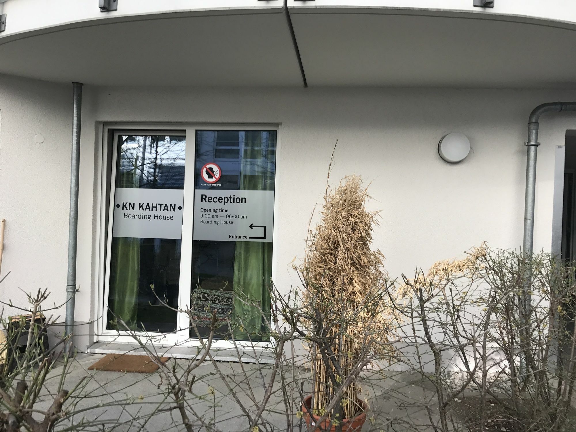 ミュンヘンKn Kahtan Boarding Houseアパートメント エクステリア 写真