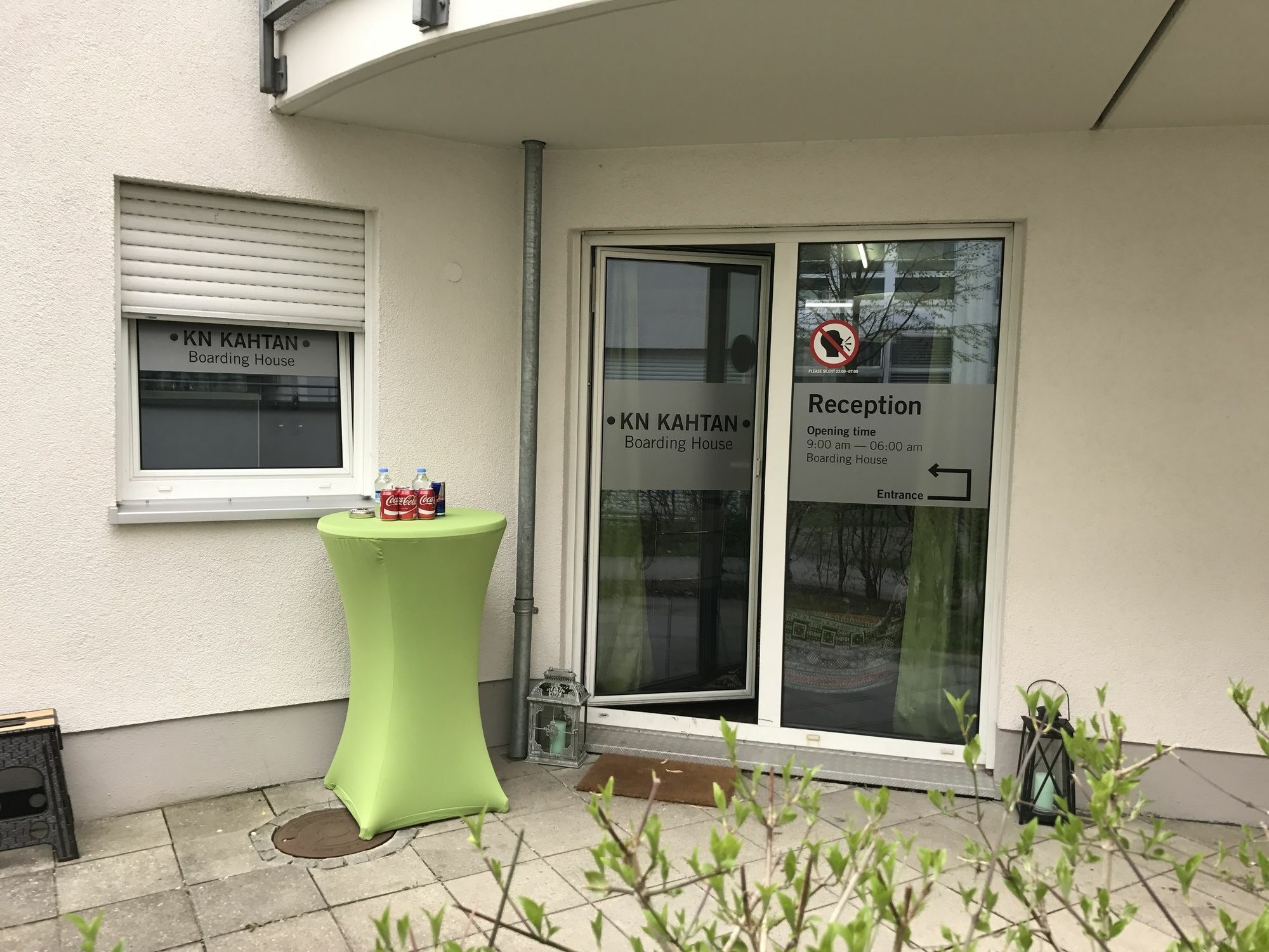 ミュンヘンKn Kahtan Boarding Houseアパートメント エクステリア 写真